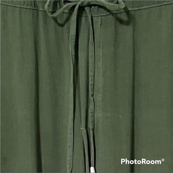 Splendid dusty olive pockets elastic legs Rayon Voile tracker Jogger Pant - Picture 2 of 8